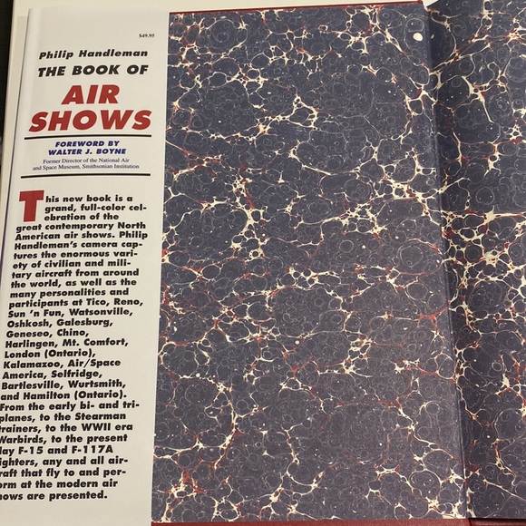 AIR SHOWS - Coffee Table Book - Picture 5 of 10